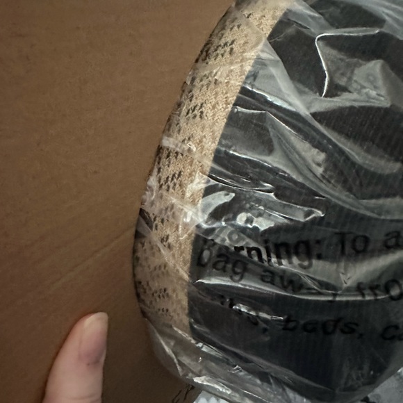 Pineapple&Star Genoa Fedora Bucket Sun Straw Beach Hat Fine Braid UPF50+ small - Picture 8 of 9